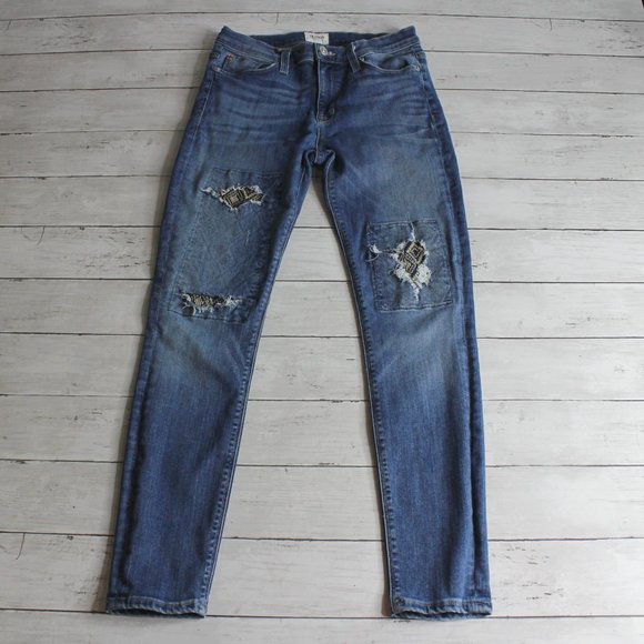 Hudson Women's Skinny Denim Blue Jeans Size 28 Distressed Embroidered - Picture 1 of 11